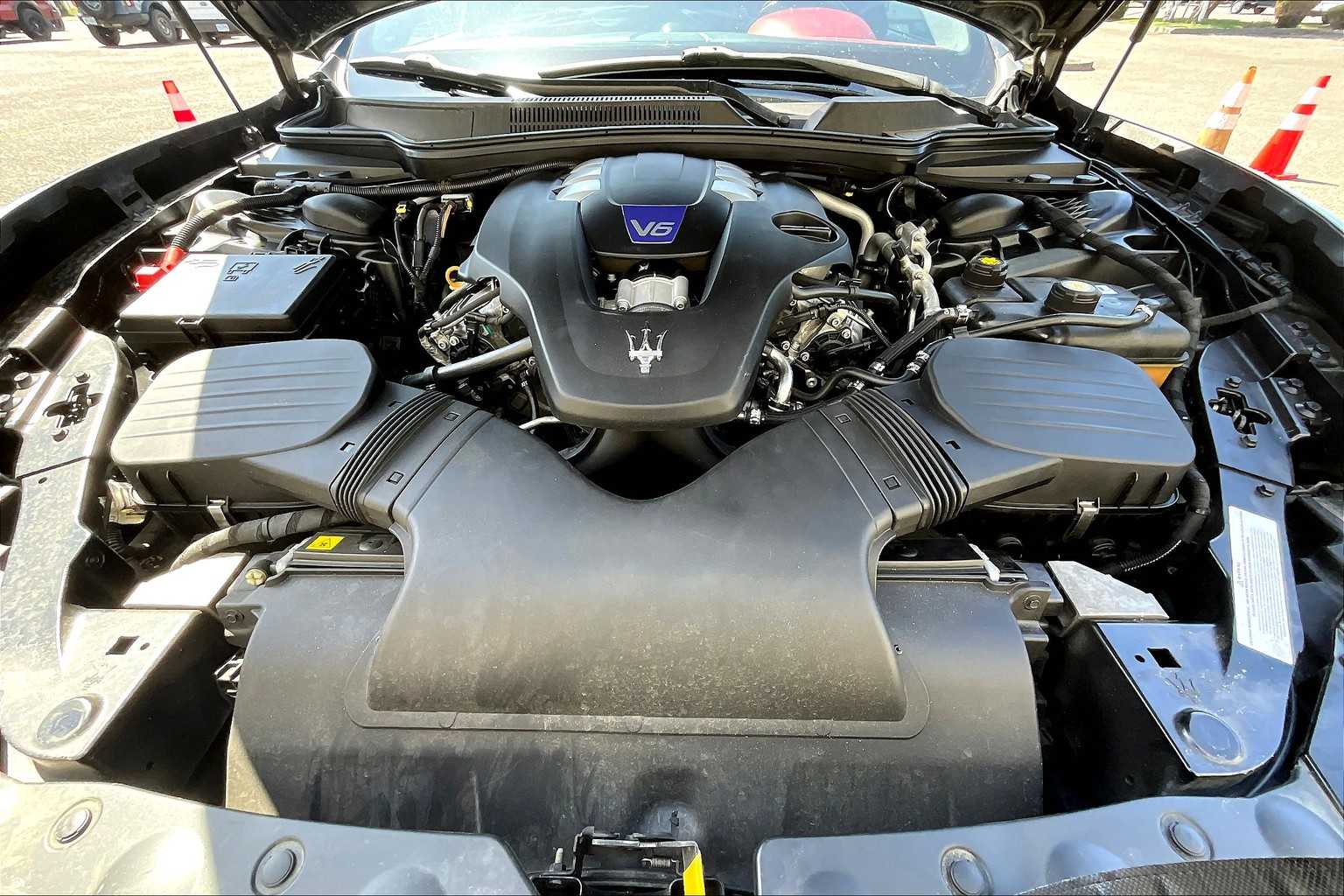 Thumbnail: 2019 Maserati Ghibli - 9