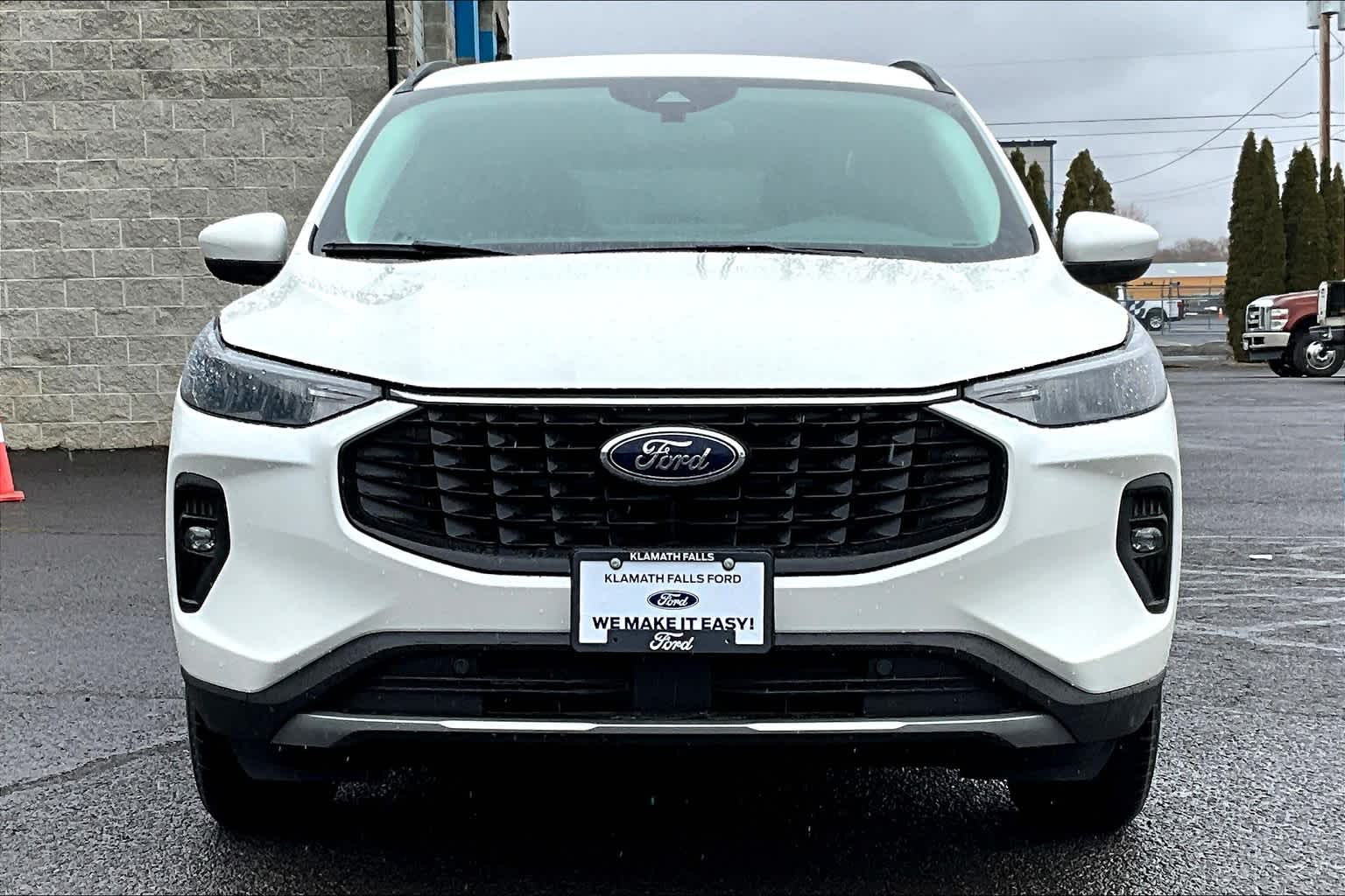 Thumbnail: 2025 Ford Escape - 6