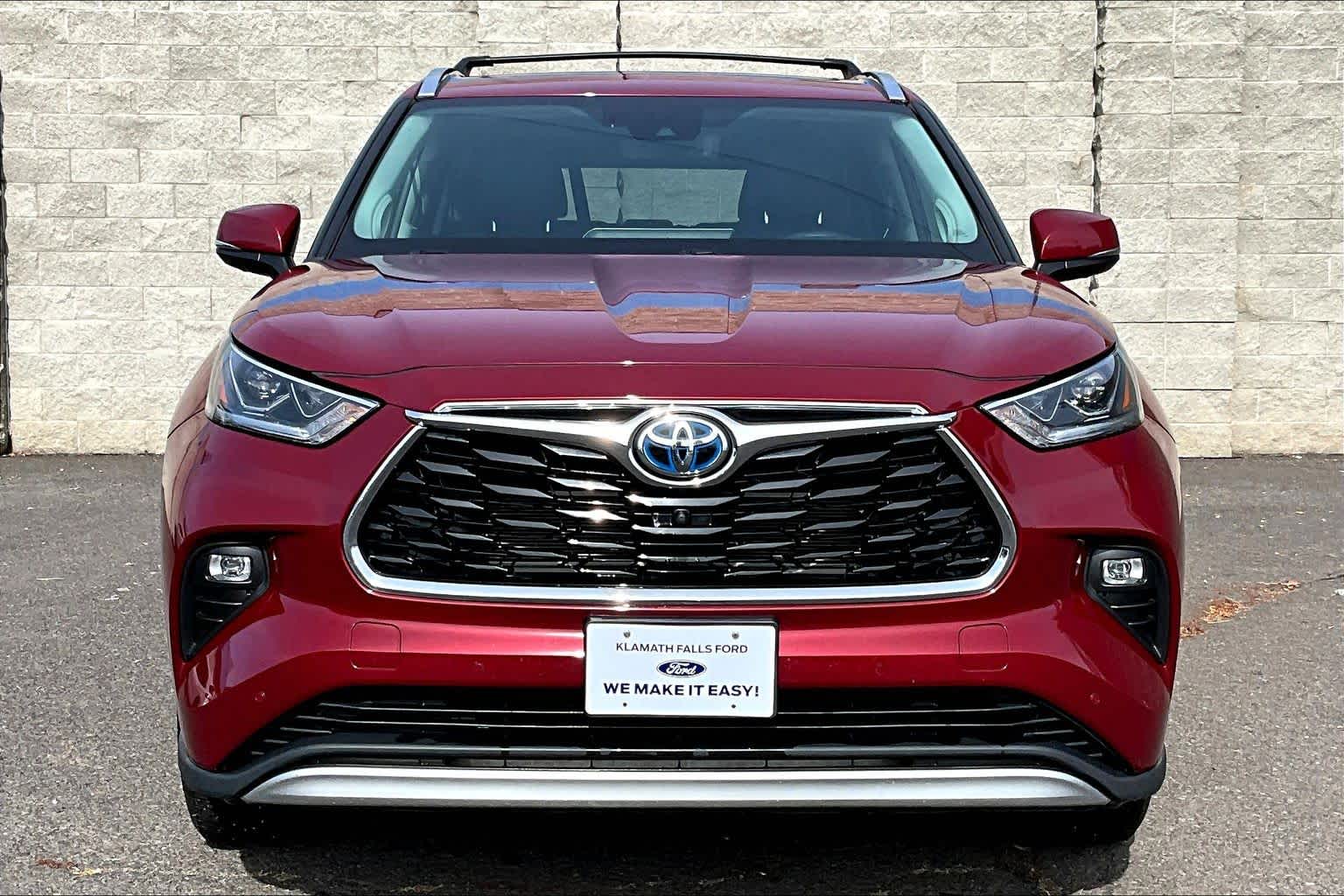 Thumbnail: 2021 Toyota Highlander - 6