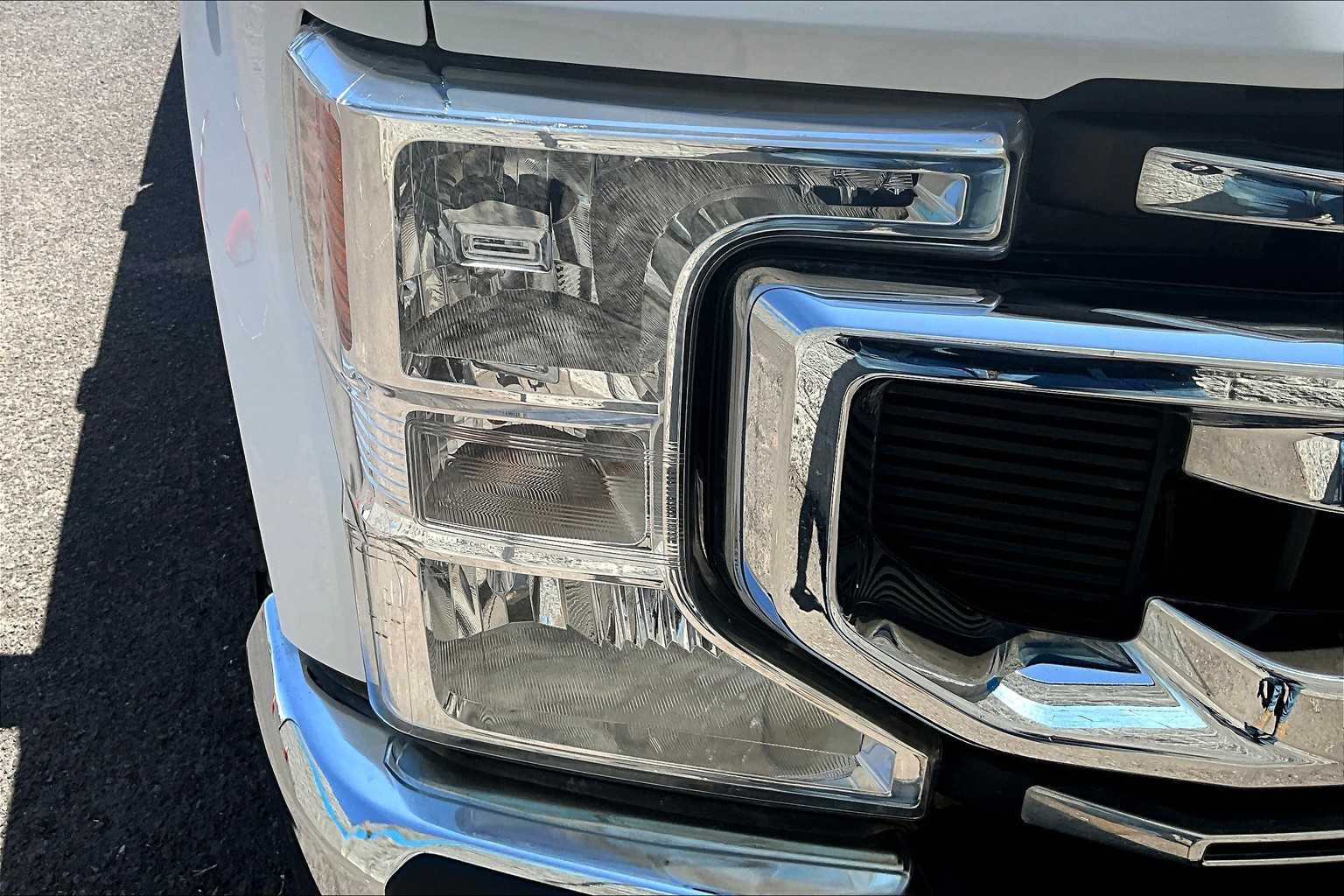 2022 Ford F-350 XLT 31