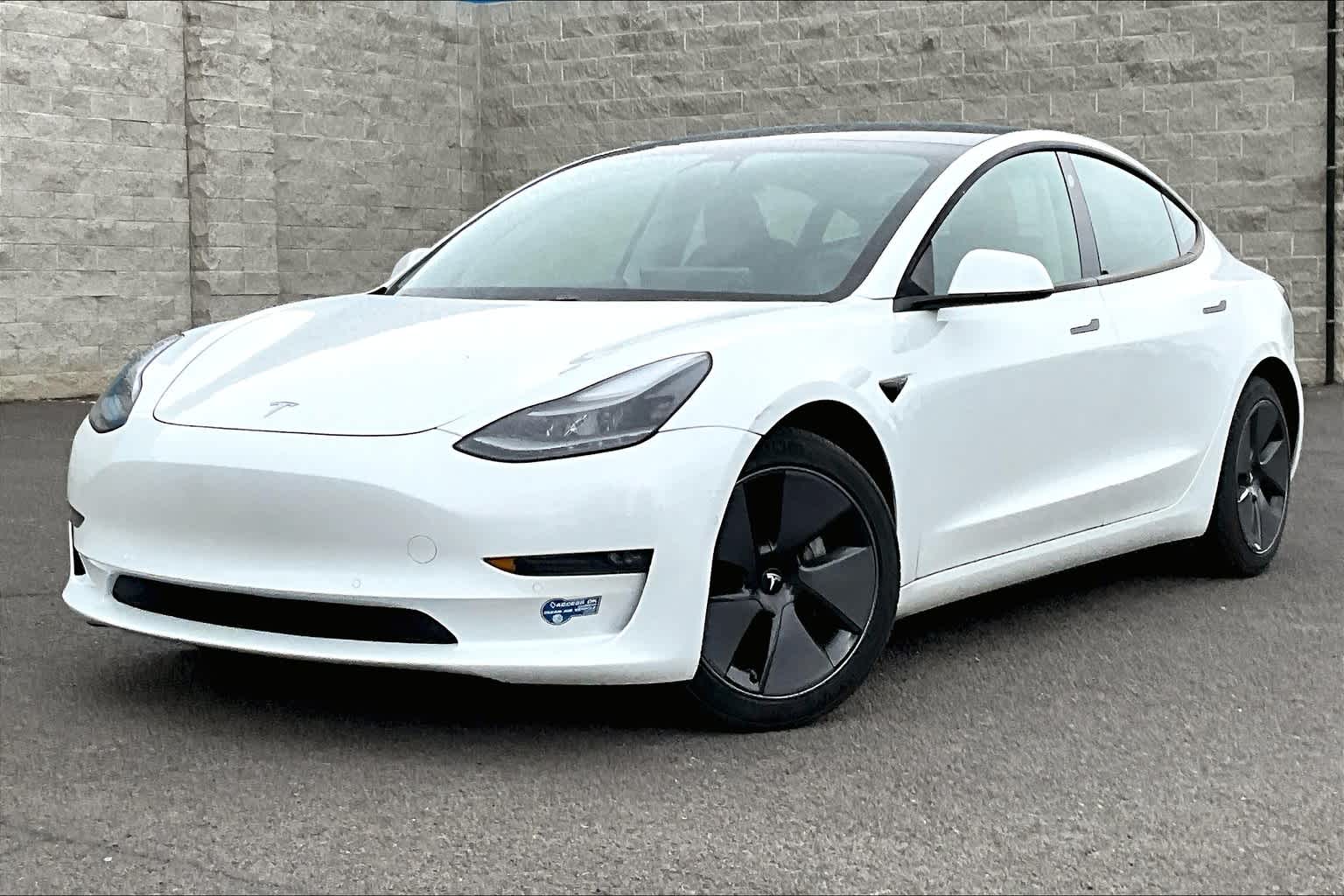 2021 Tesla Model 3 Long Range -
                  Klamath Falls, OR