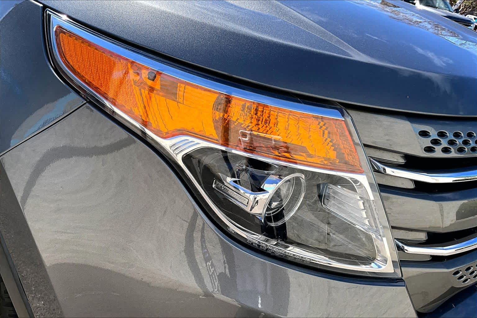 Thumbnail: 2013 Ford Explorer - 31