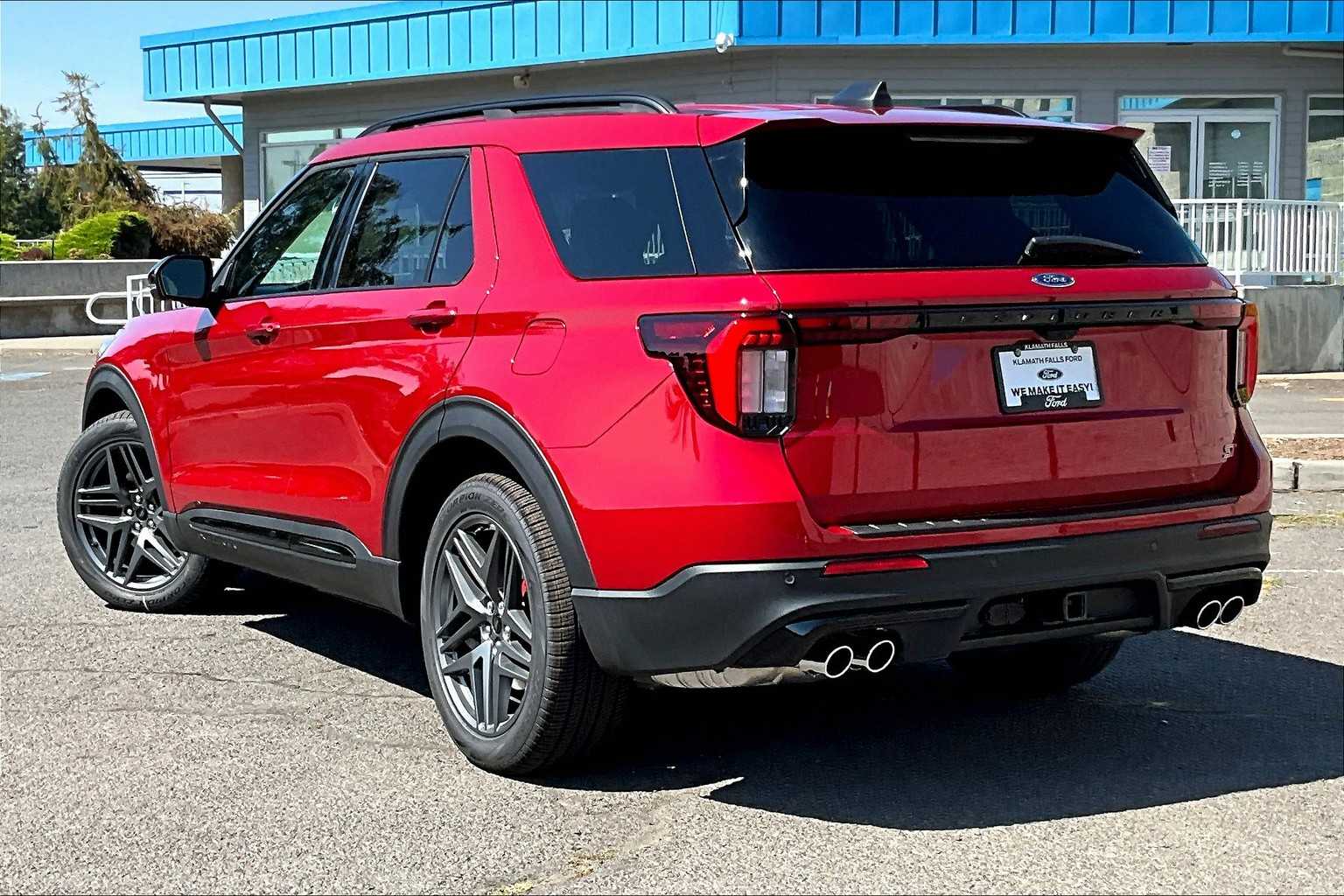 Thumbnail: 2025 Ford Explorer - 4