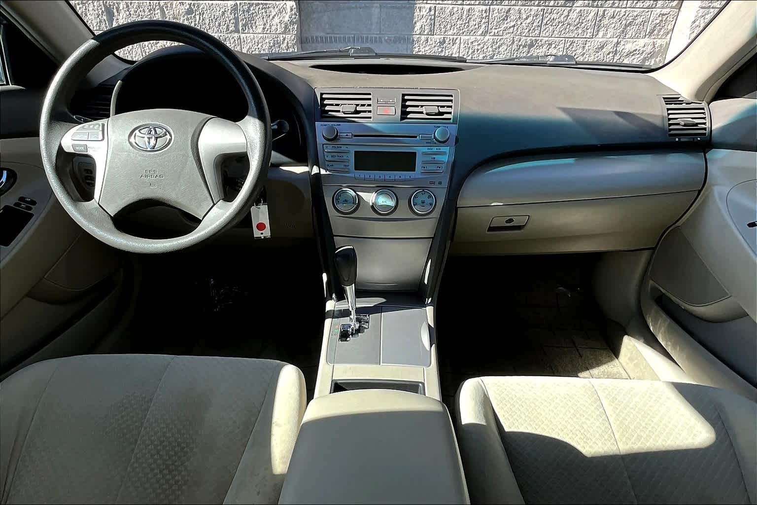 2007 Toyota Camry LE 10