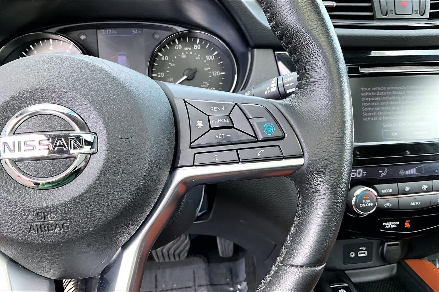 Thumbnail: 2018 Nissan Rogue - 25