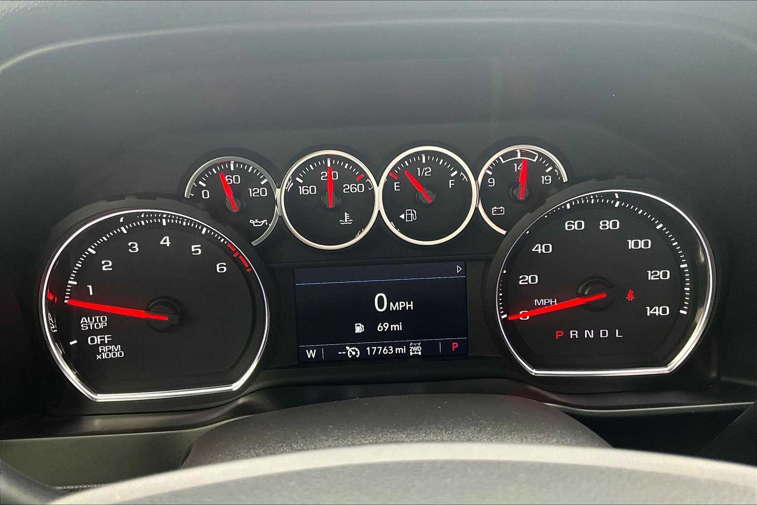 Thumbnail: 2021 Chevrolet Silverado 1500 - 17