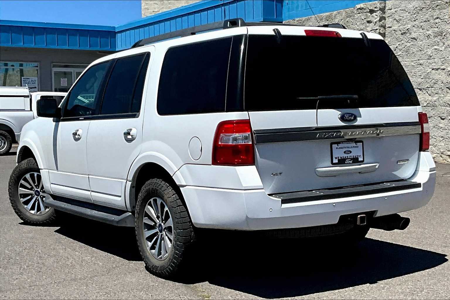 Thumbnail: 2017 Ford Expedition - 4