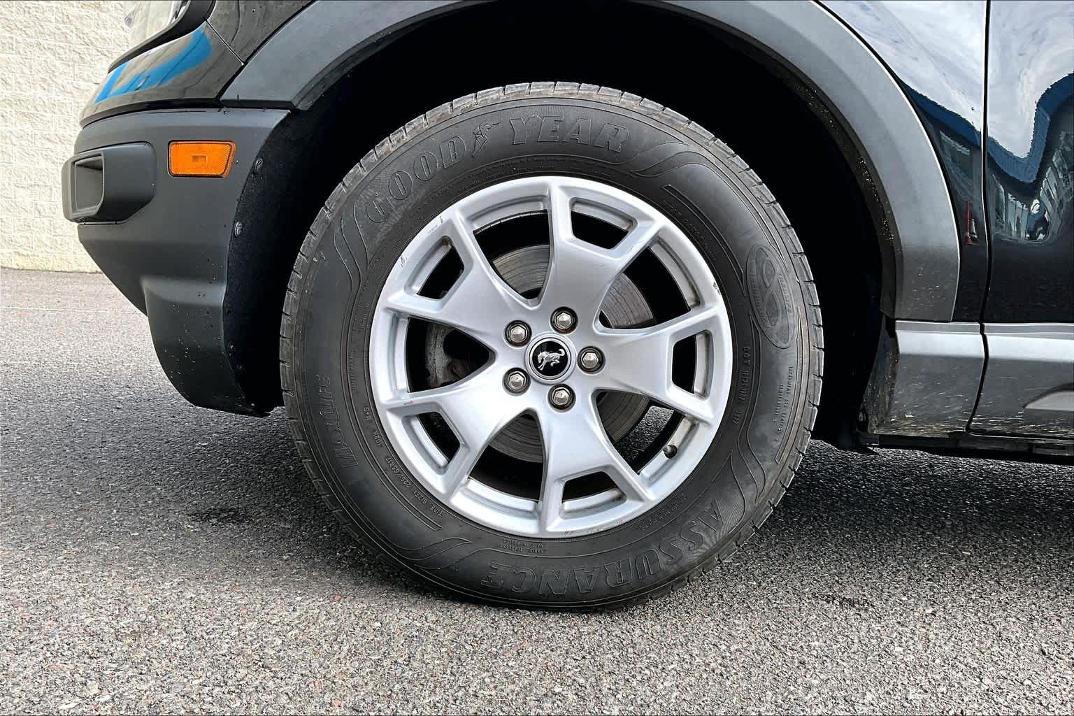 Thumbnail: 2021 Ford Bronco Sport - 8