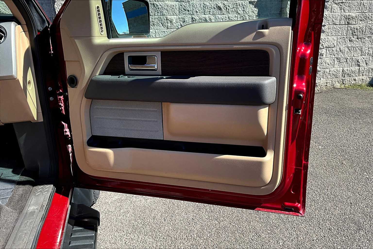 Thumbnail: 2014 Ford F-150 - 28