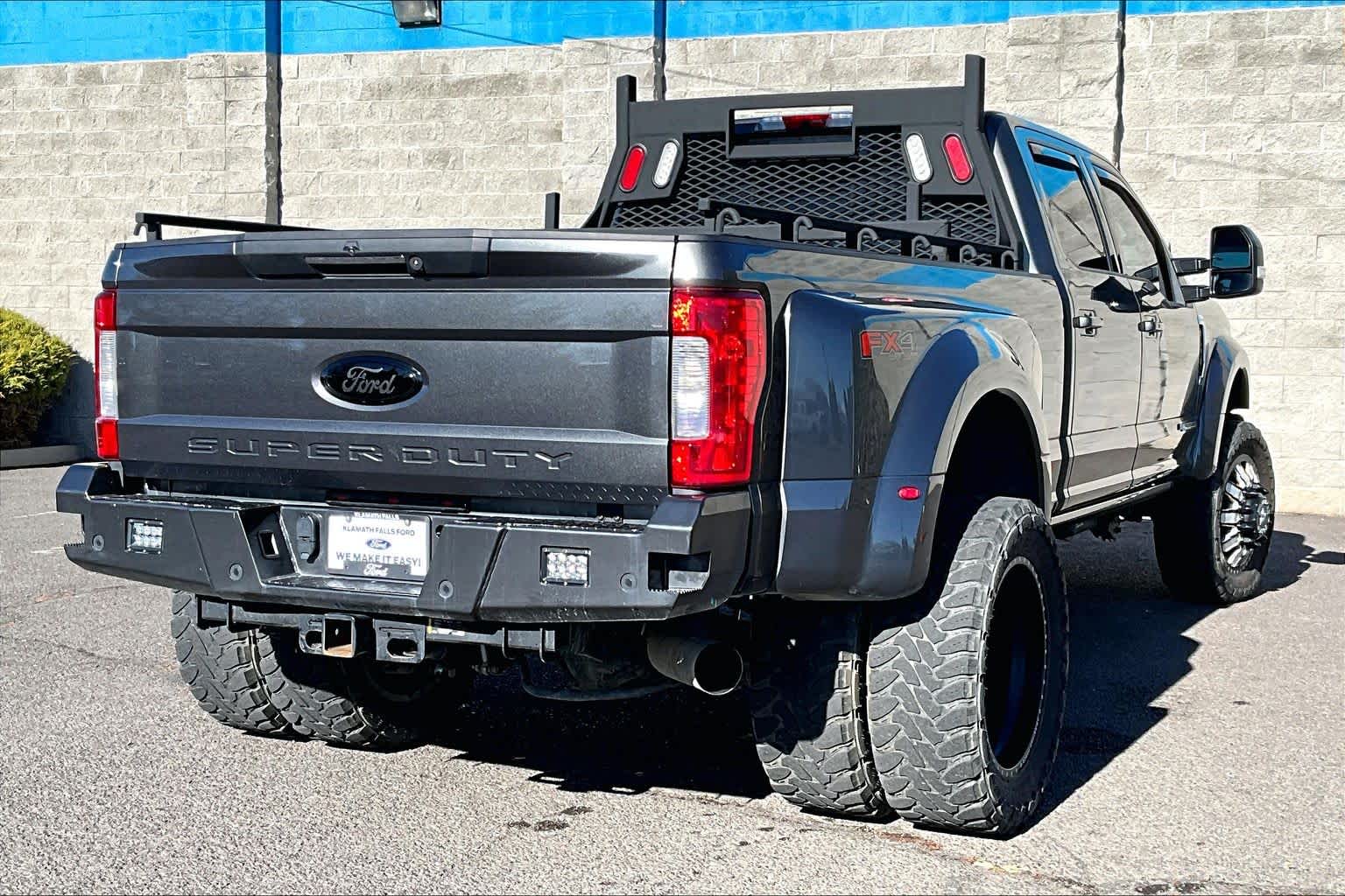 Thumbnail: 2017 Ford F-450 - 22