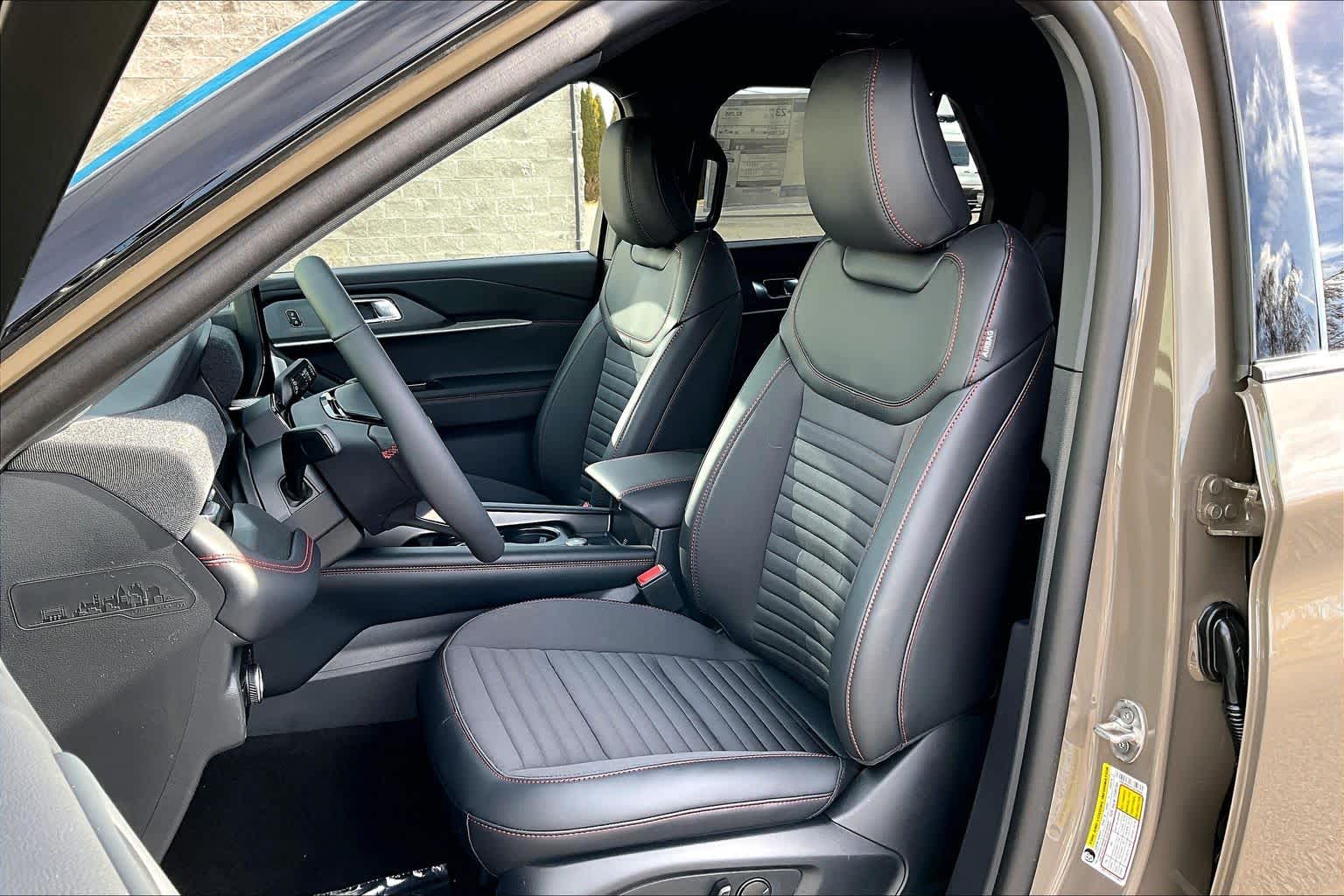 Thumbnail: 2026 Ford Explorer - 11