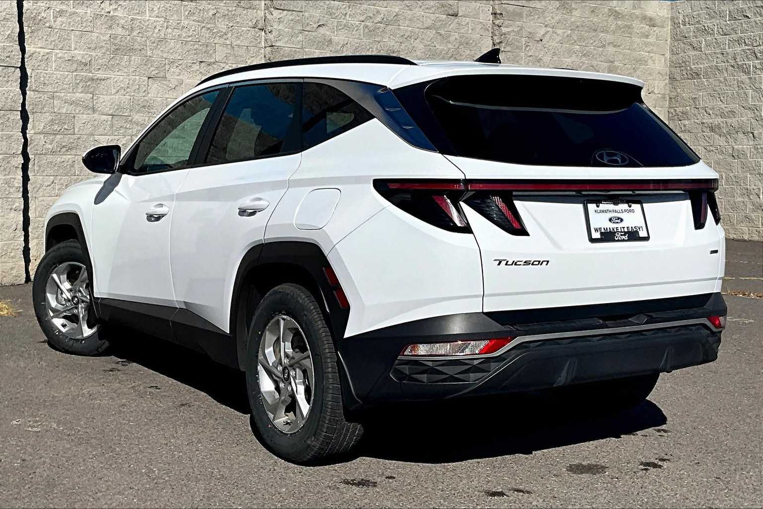 Thumbnail: 2023 Hyundai Tucson - 4