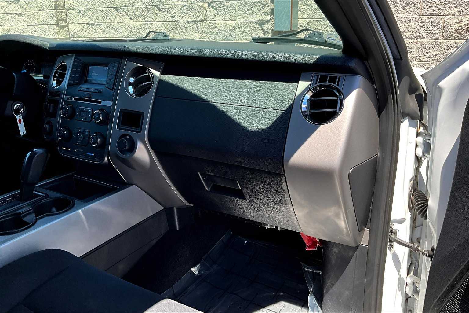 Thumbnail: 2017 Ford Expedition - 23