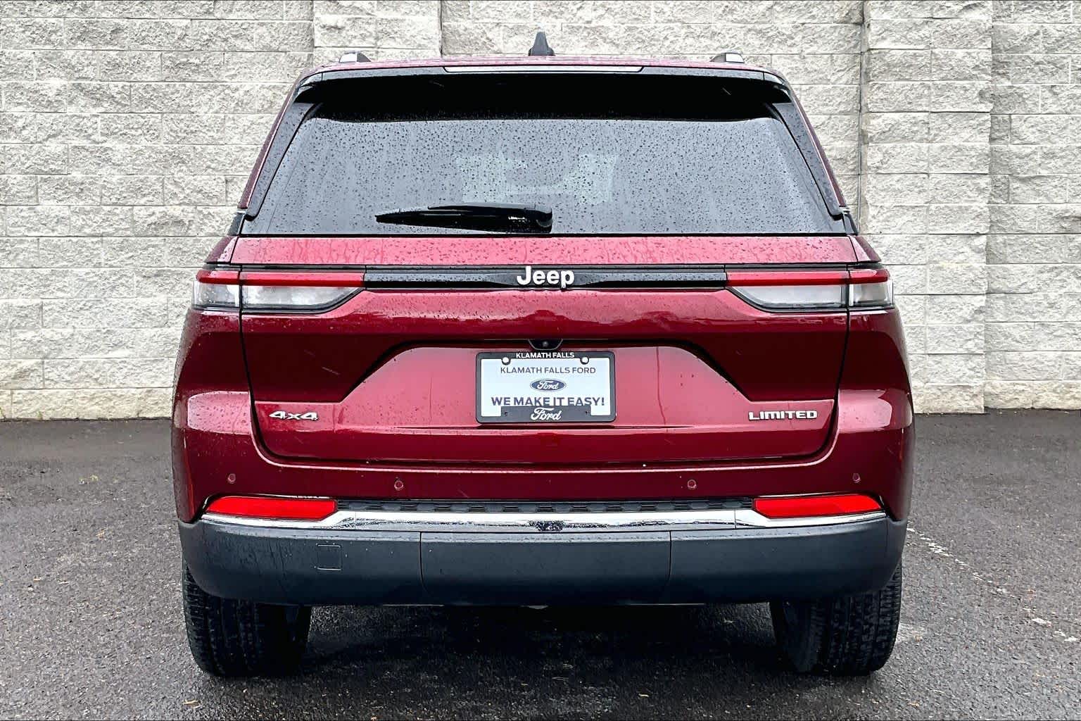Thumbnail: 2023 Jeep Grand Cherokee - 4