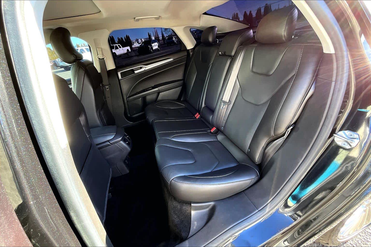 Thumbnail: 2015 Ford Fusion - 29