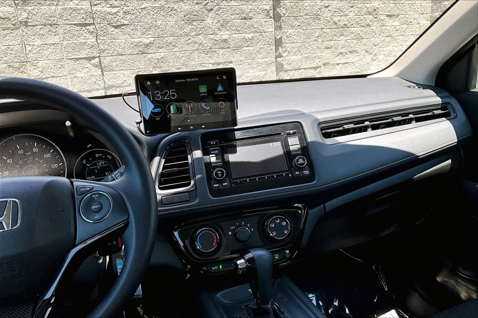 Thumbnail: 2018 Honda HR-V - 14