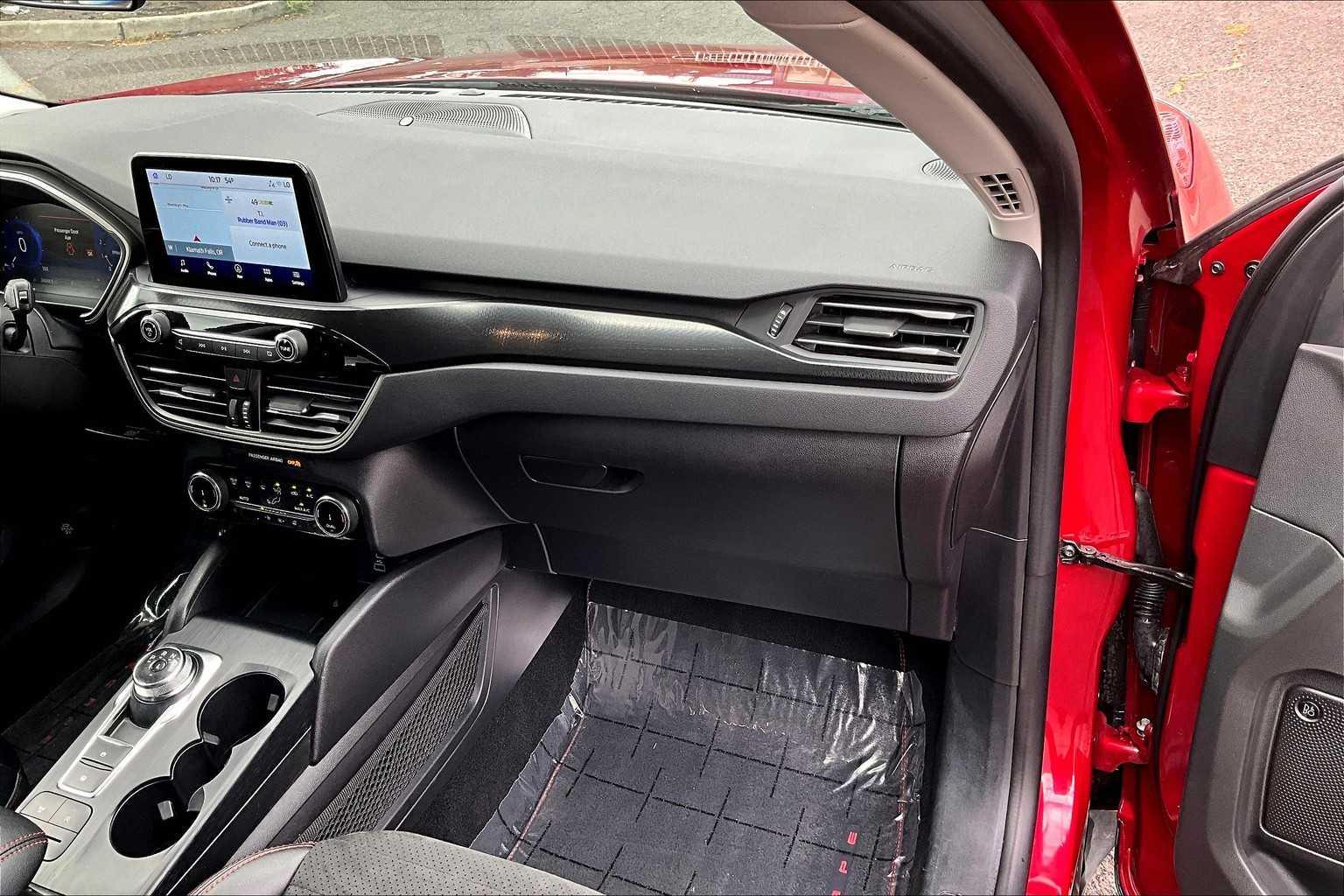 Thumbnail: 2022 Ford Escape - 23