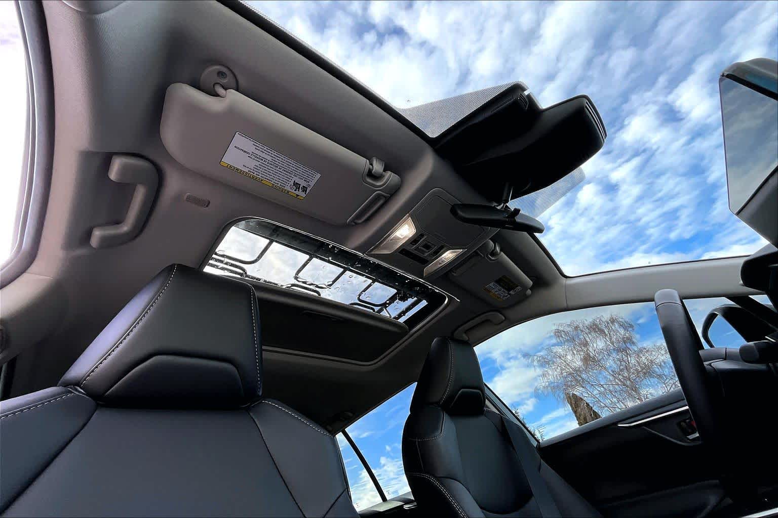 Thumbnail: 2024 Toyota RAV4 - 30