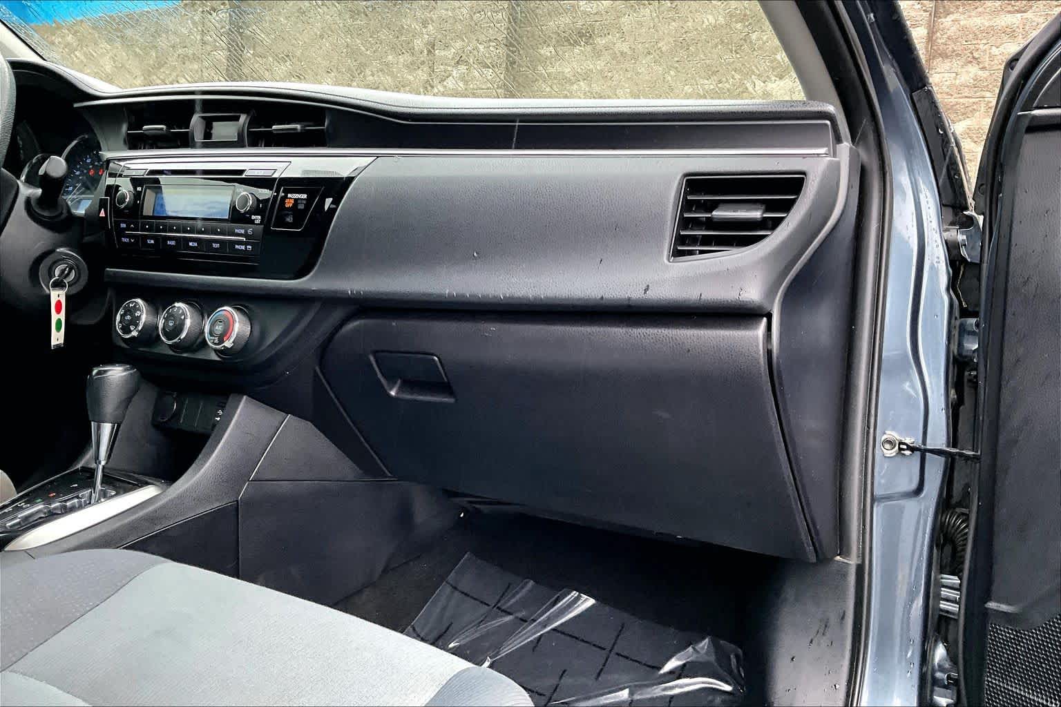 Thumbnail: 2014 Toyota Corolla - 23