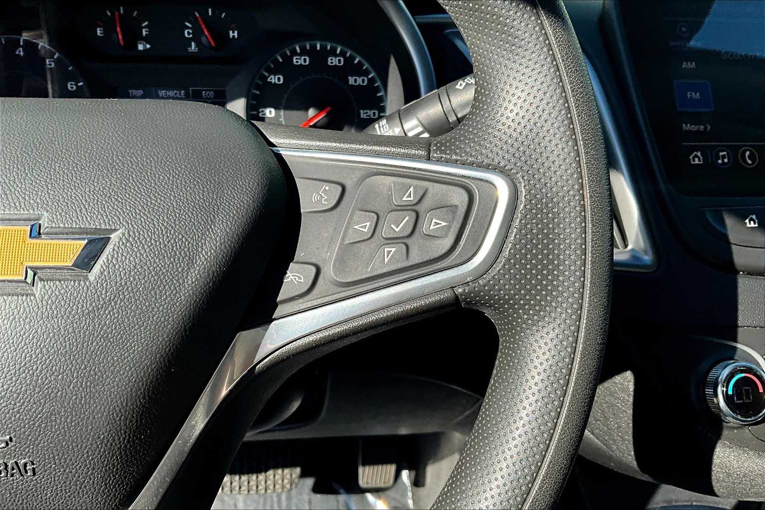 Thumbnail: 2023 Chevrolet Malibu - 25