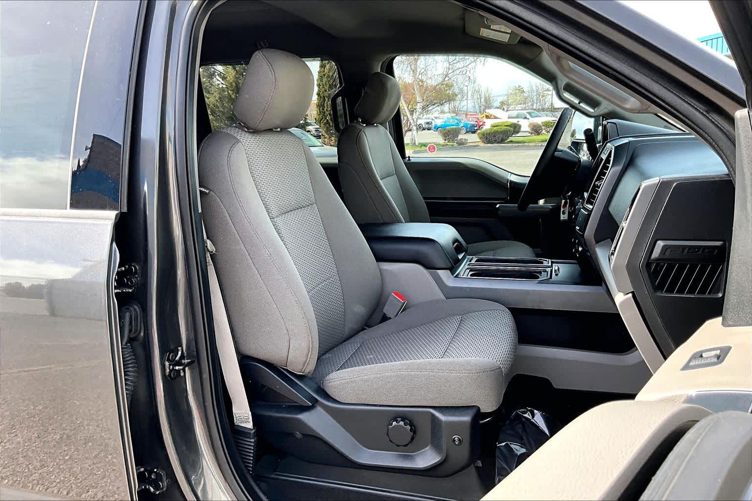 Thumbnail: 2020 Ford F-150 - 13