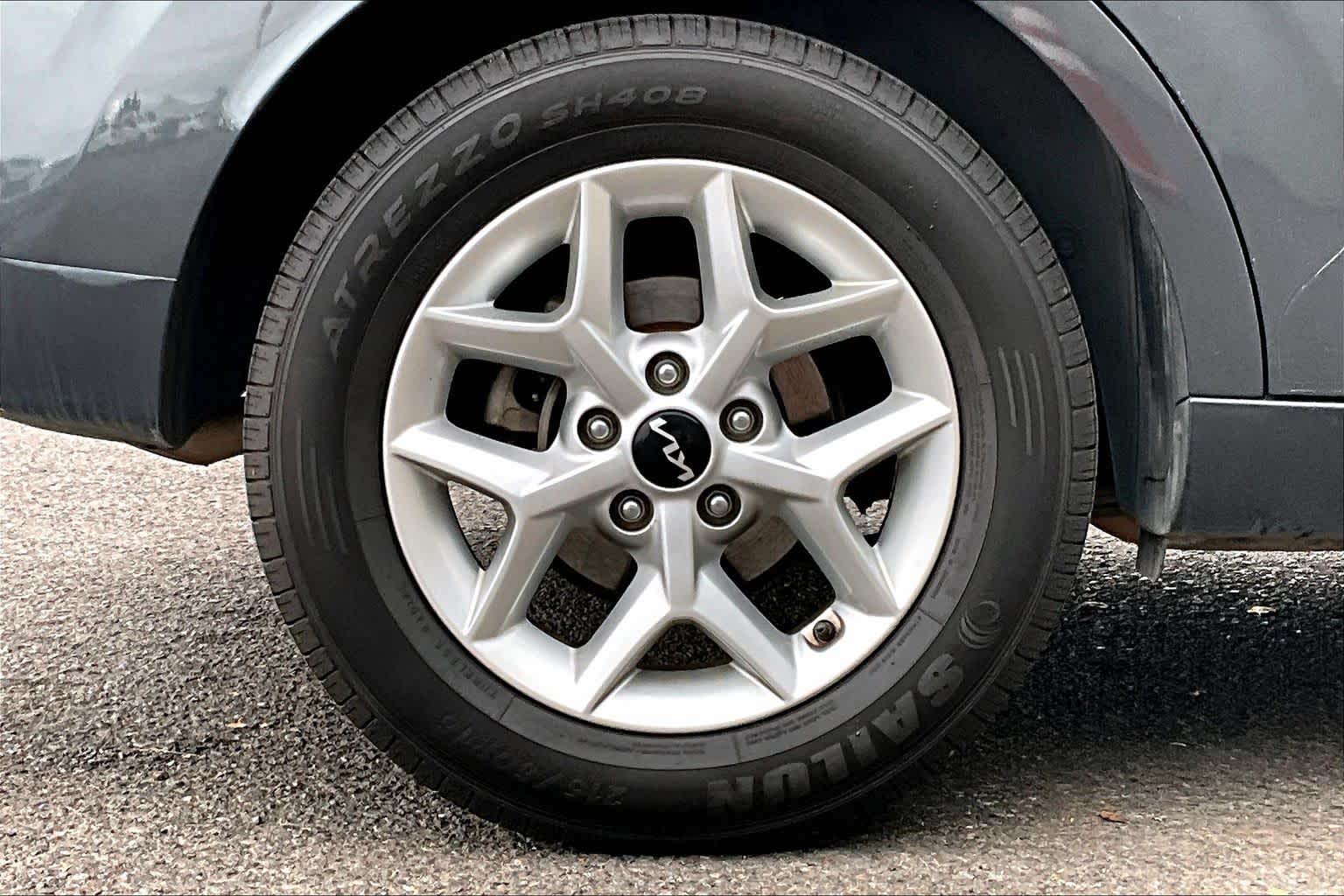 Thumbnail: 2023 Kia Soul - 36