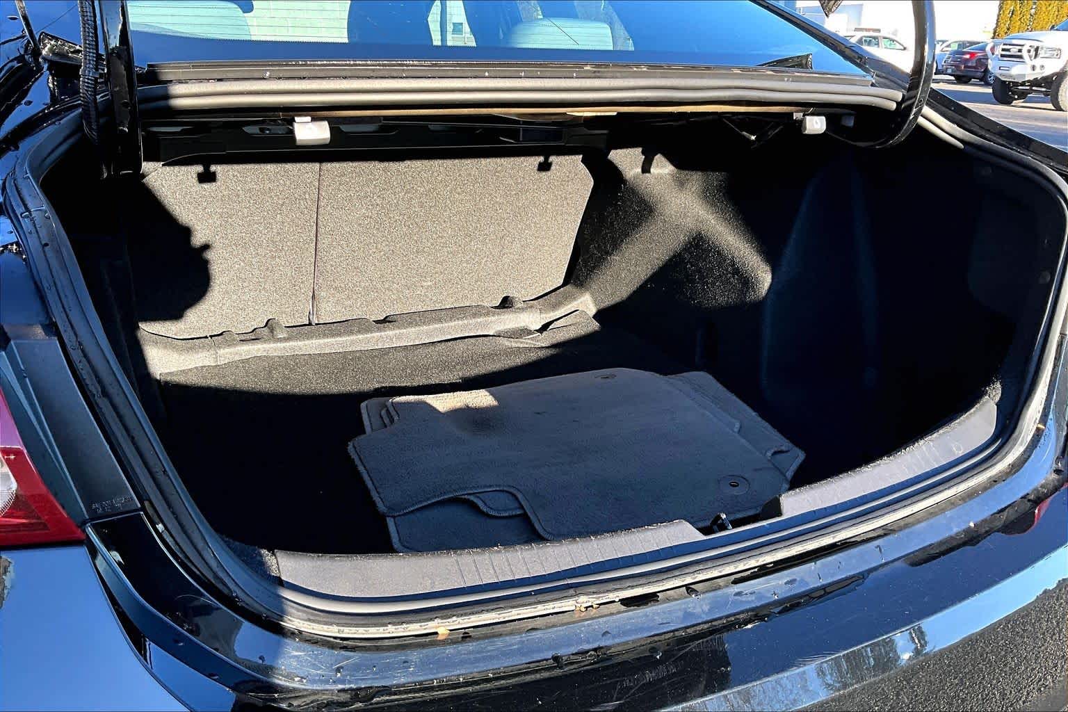 Thumbnail: 2019 Chevrolet Malibu - 18