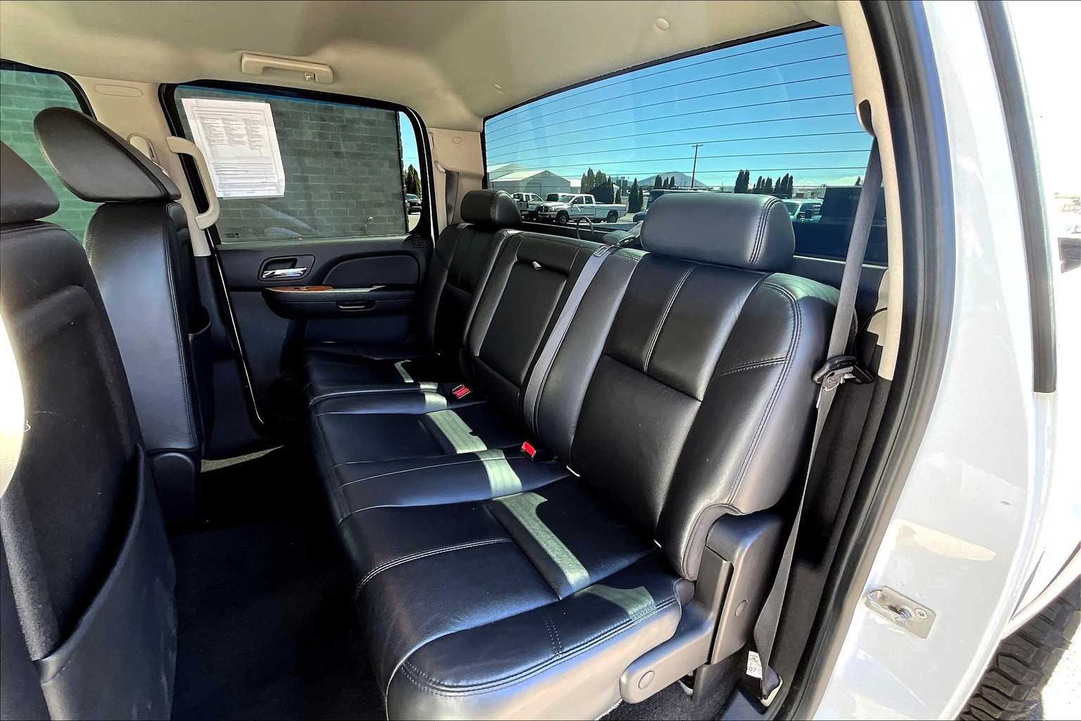 Thumbnail: 2007 Chevrolet Silverado 2500 - 29