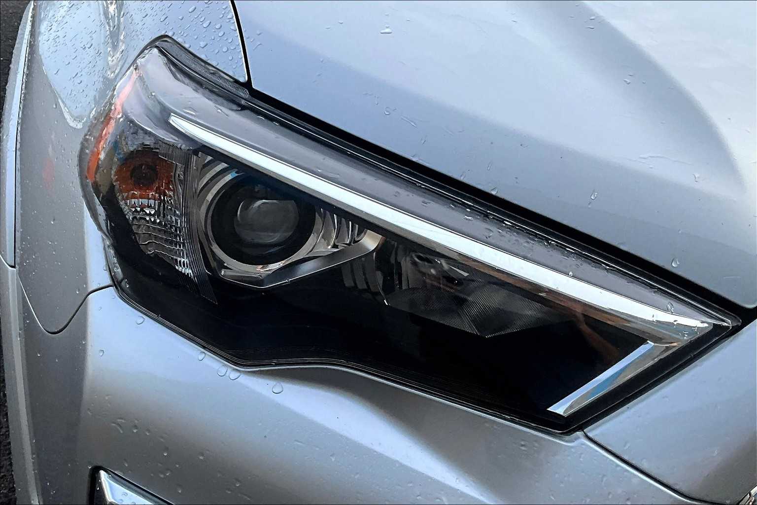 Thumbnail: 2022 Toyota 4Runner - 31
