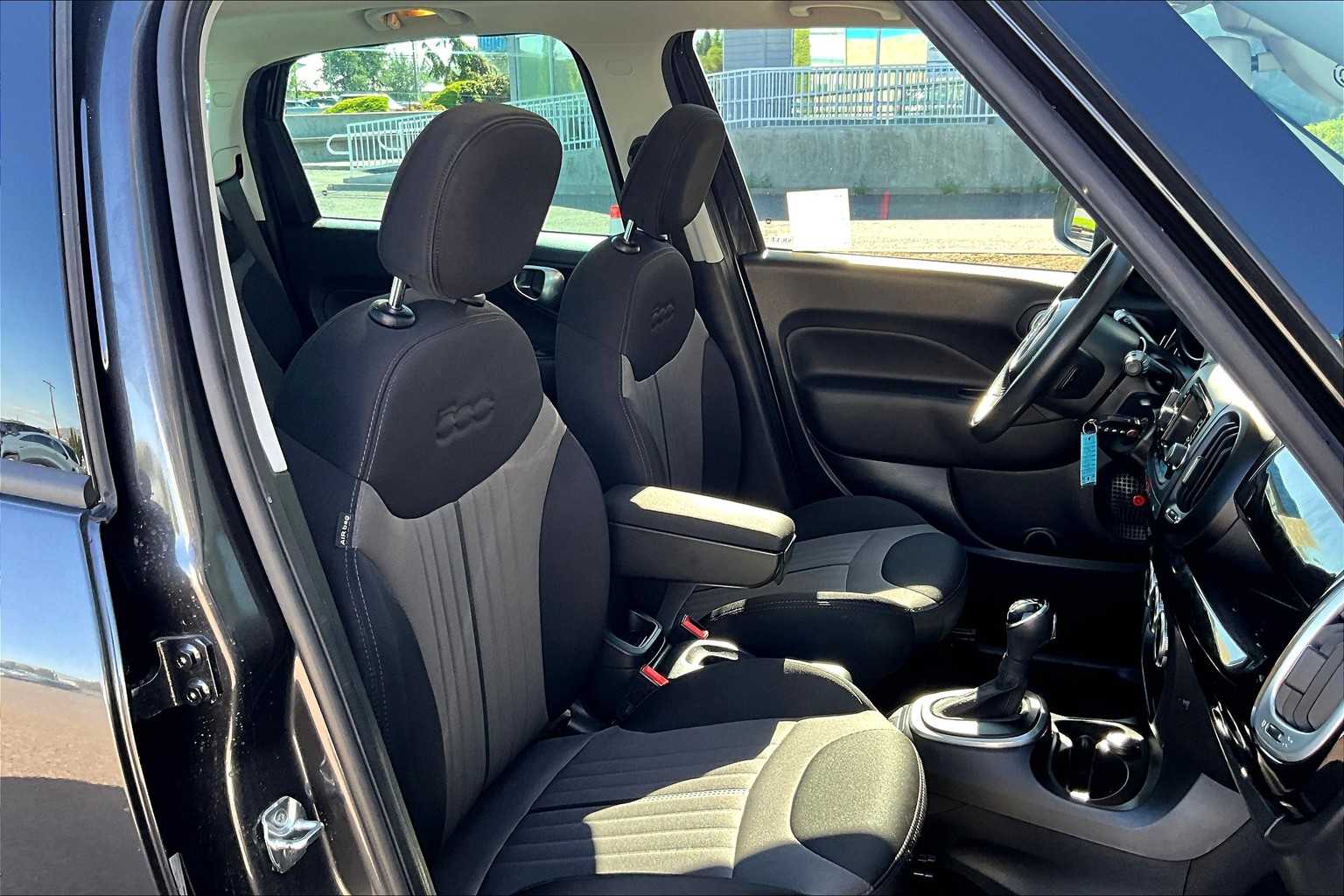 Thumbnail: 2016 Fiat 500L - 13