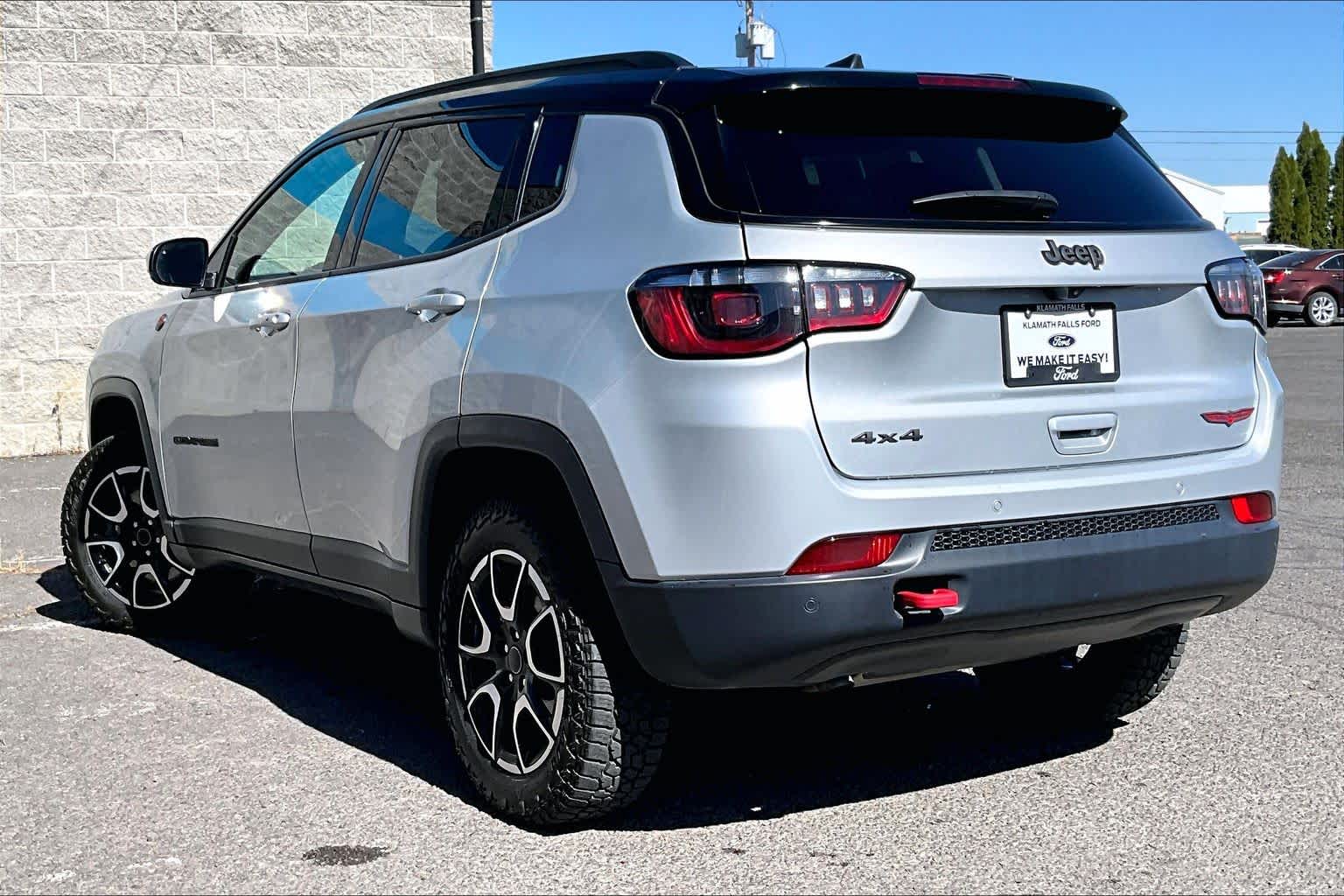 Thumbnail: 2025 Jeep Compass - 4
