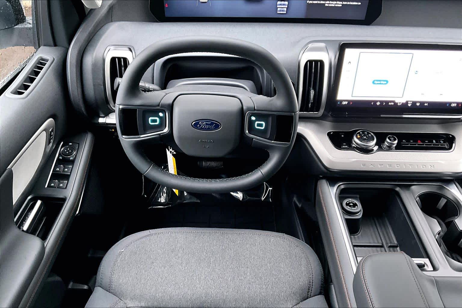 Thumbnail: 2025 Ford Expedition - 15