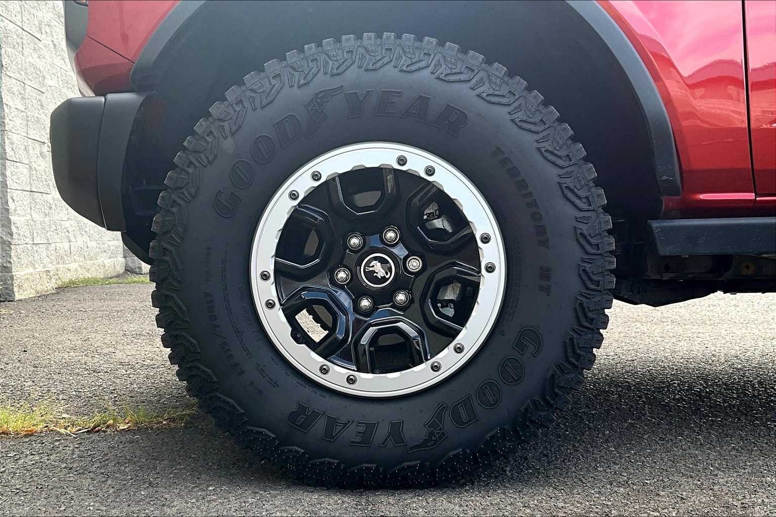 Thumbnail: 2023 Ford Bronco - 8