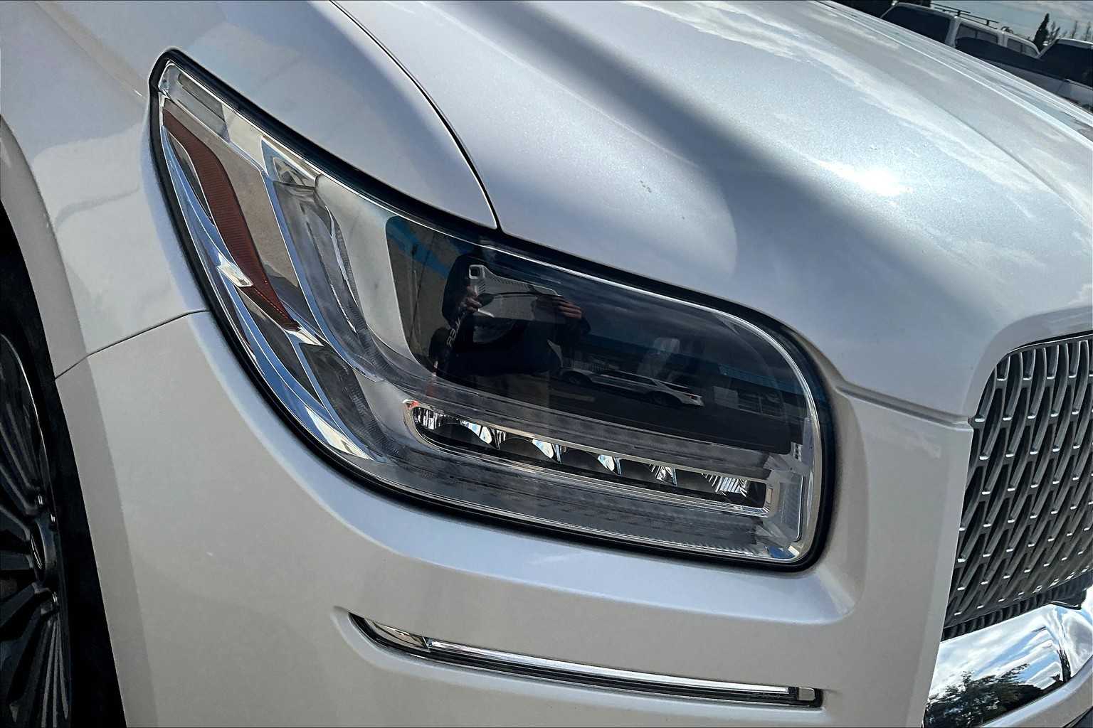 Thumbnail: 2019 Lincoln Navigator - 30