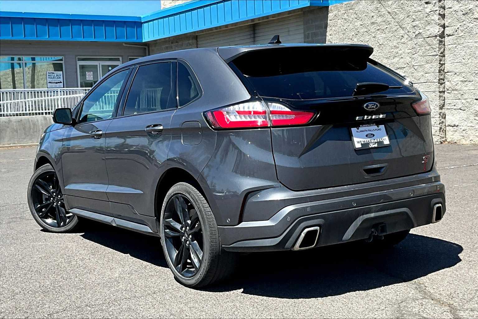 2022 Ford Edge ST 4