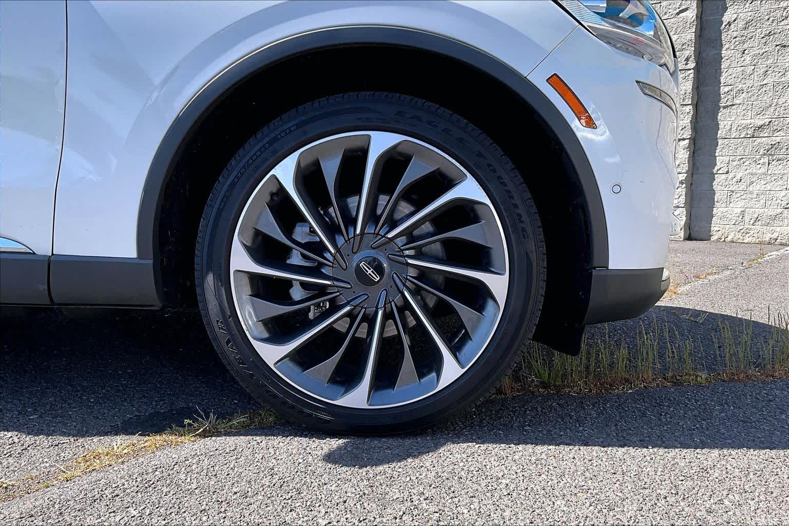 Thumbnail: 2020 Lincoln Aviator - 34