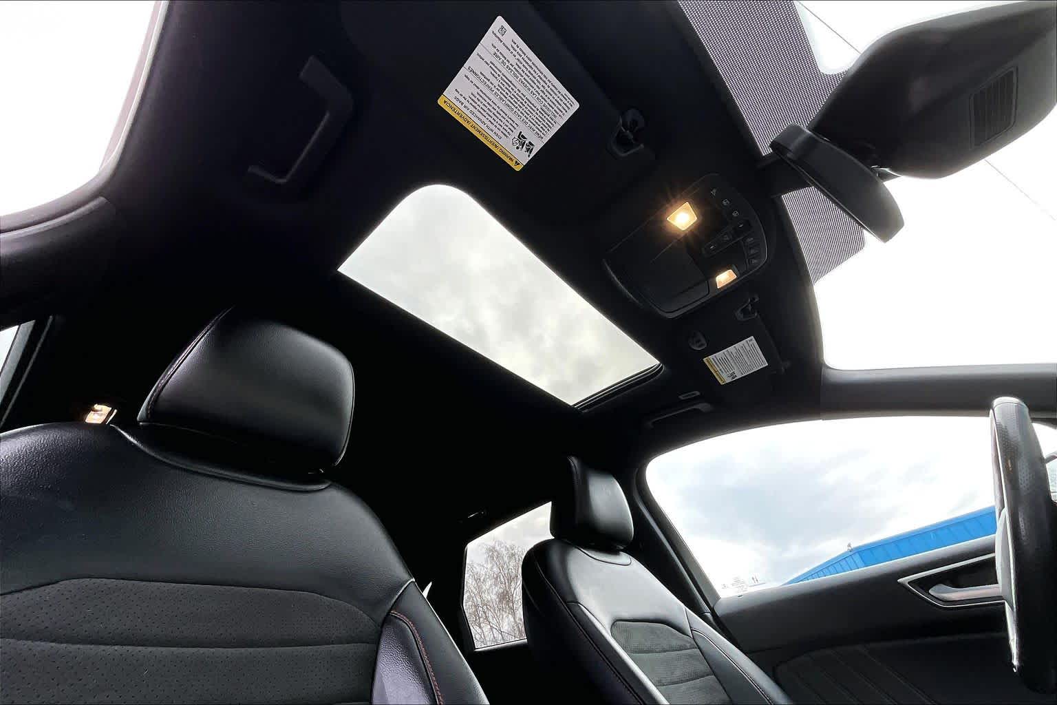 Thumbnail: 2022 Ford Edge - 30