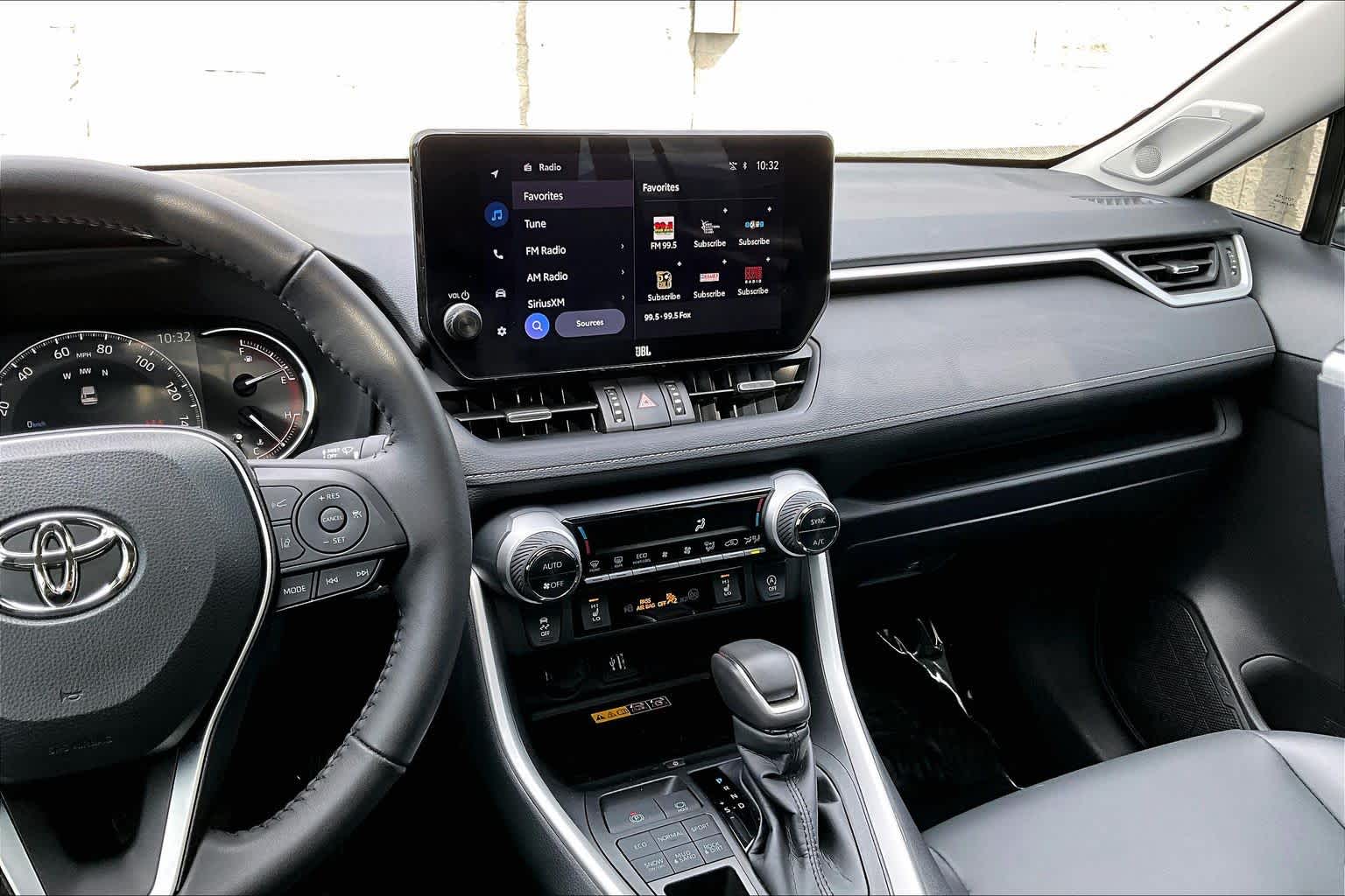 Thumbnail: 2024 Toyota RAV4 - 15