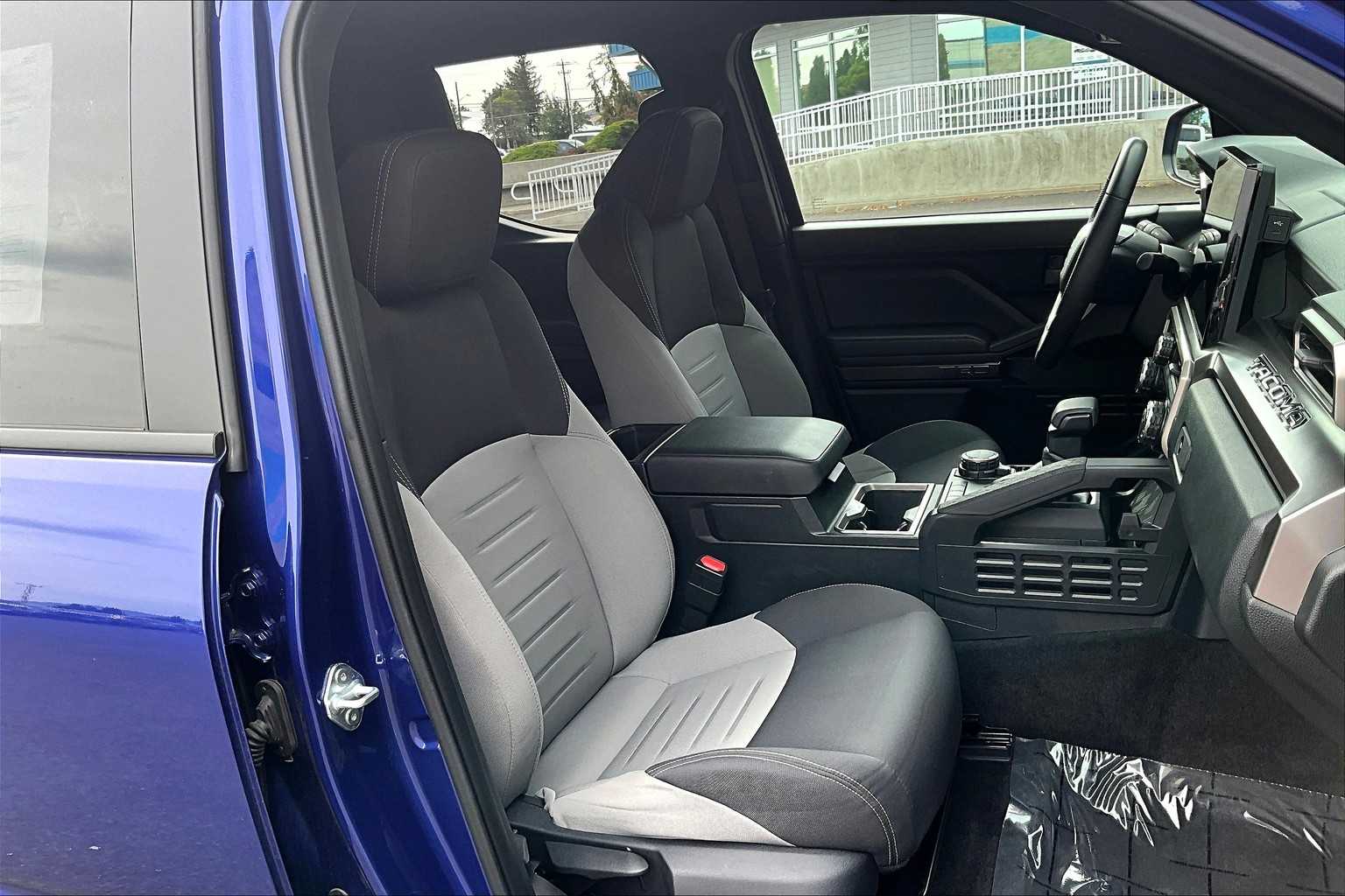 Thumbnail: 2024 Toyota Tacoma - 13