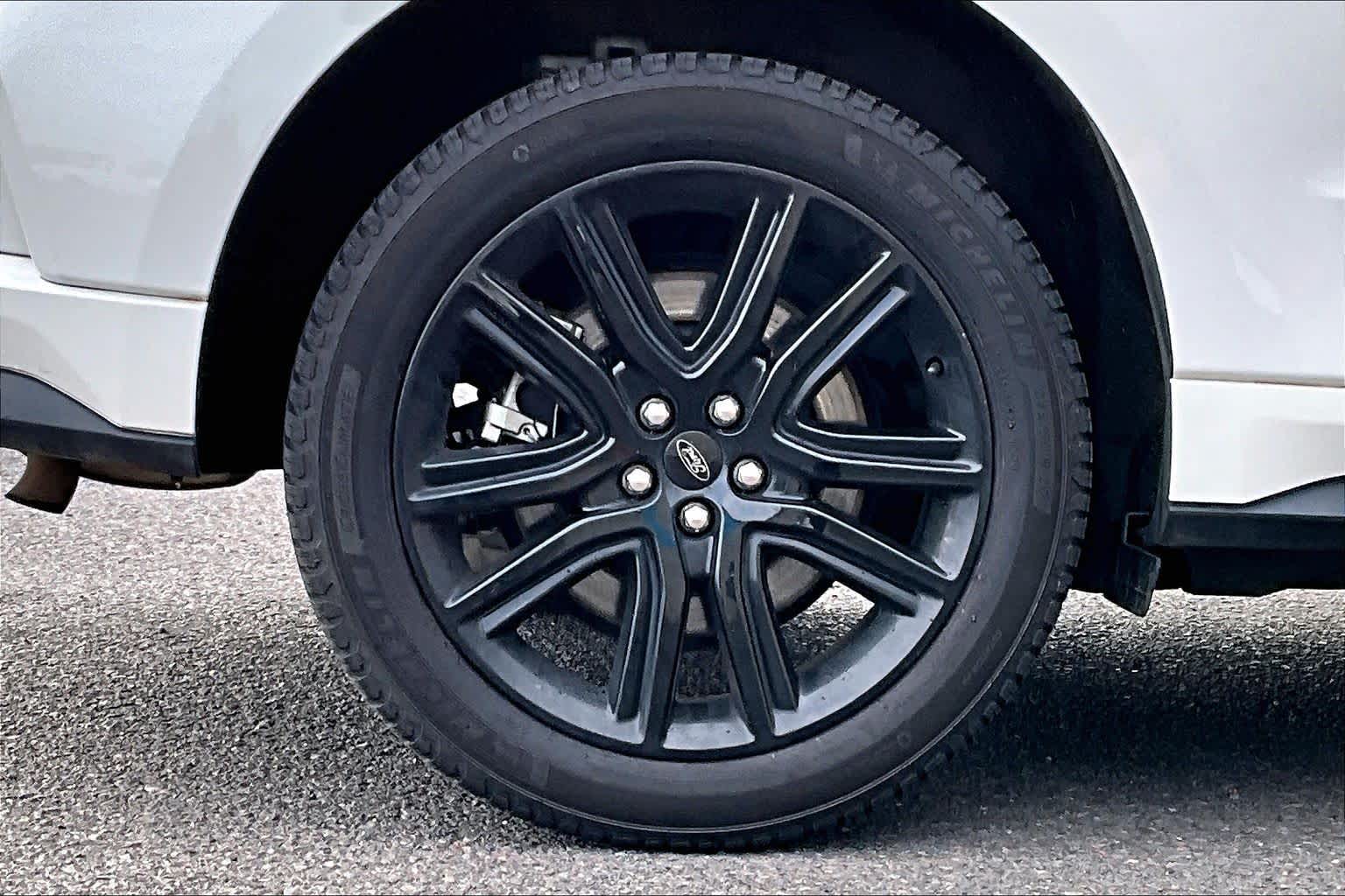 Thumbnail: 2022 Ford Edge - 36