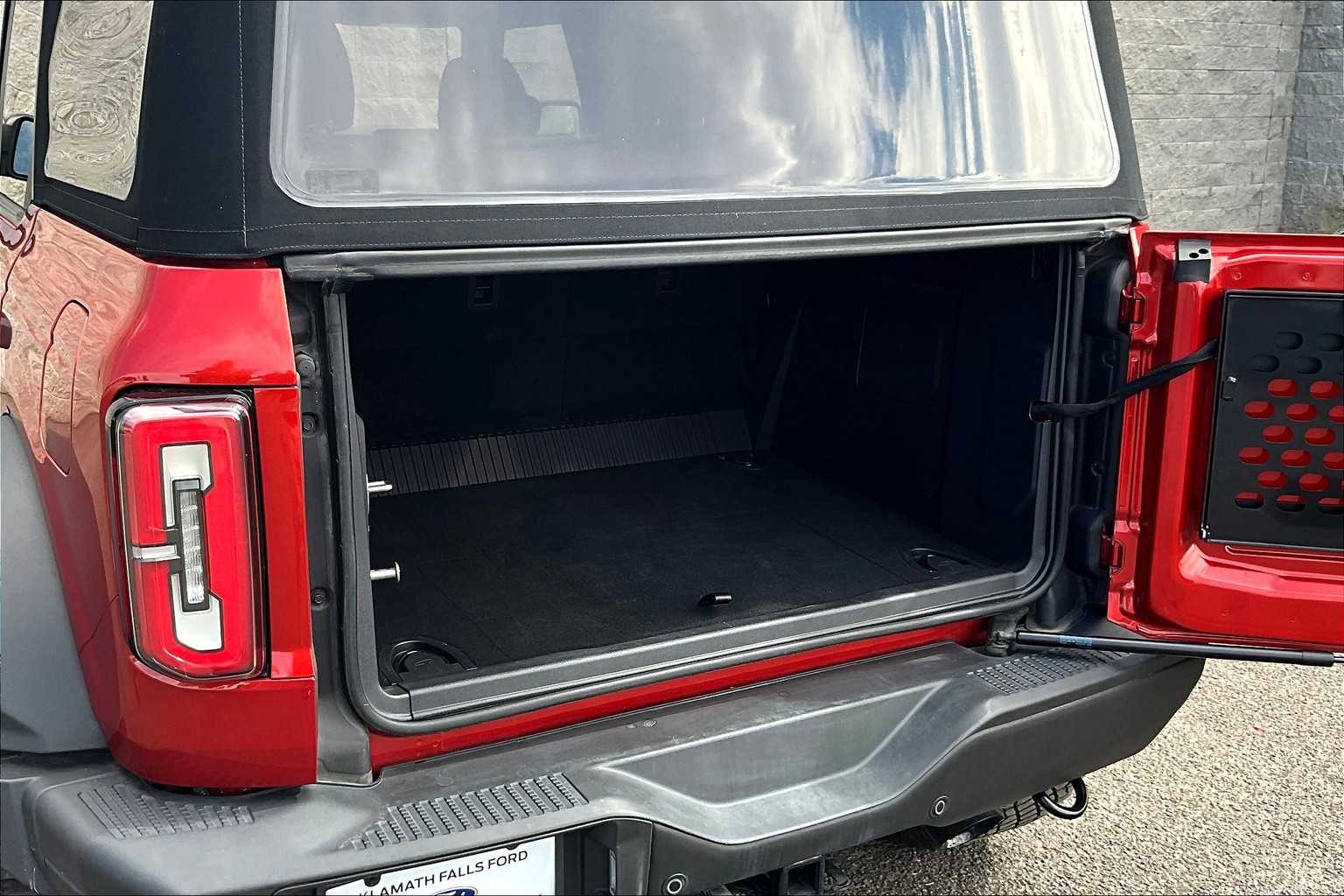 Thumbnail: 2023 Ford Bronco - 18