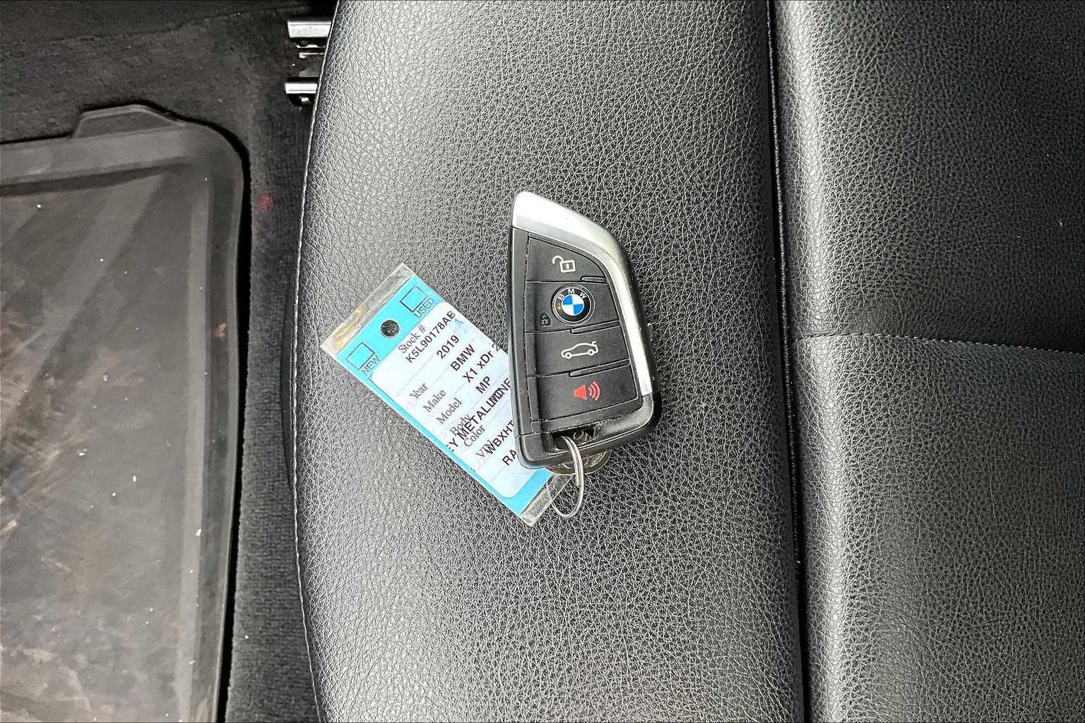 Thumbnail: 2019 BMW X1 - 19