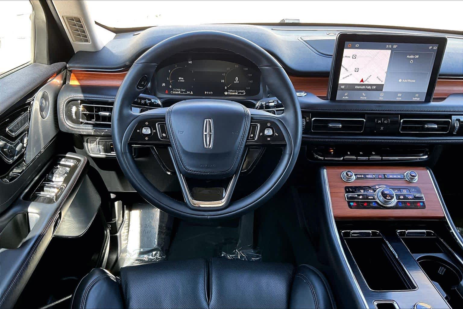 Thumbnail: 2020 Lincoln Aviator - 14