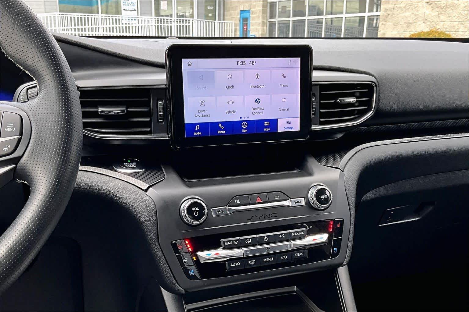 Thumbnail: 2020 Ford Explorer - 15