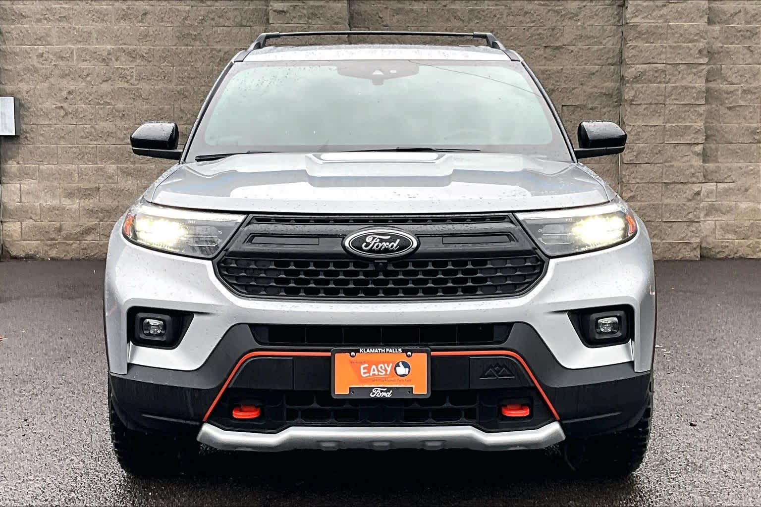 Thumbnail: 2022 Ford Explorer - 6