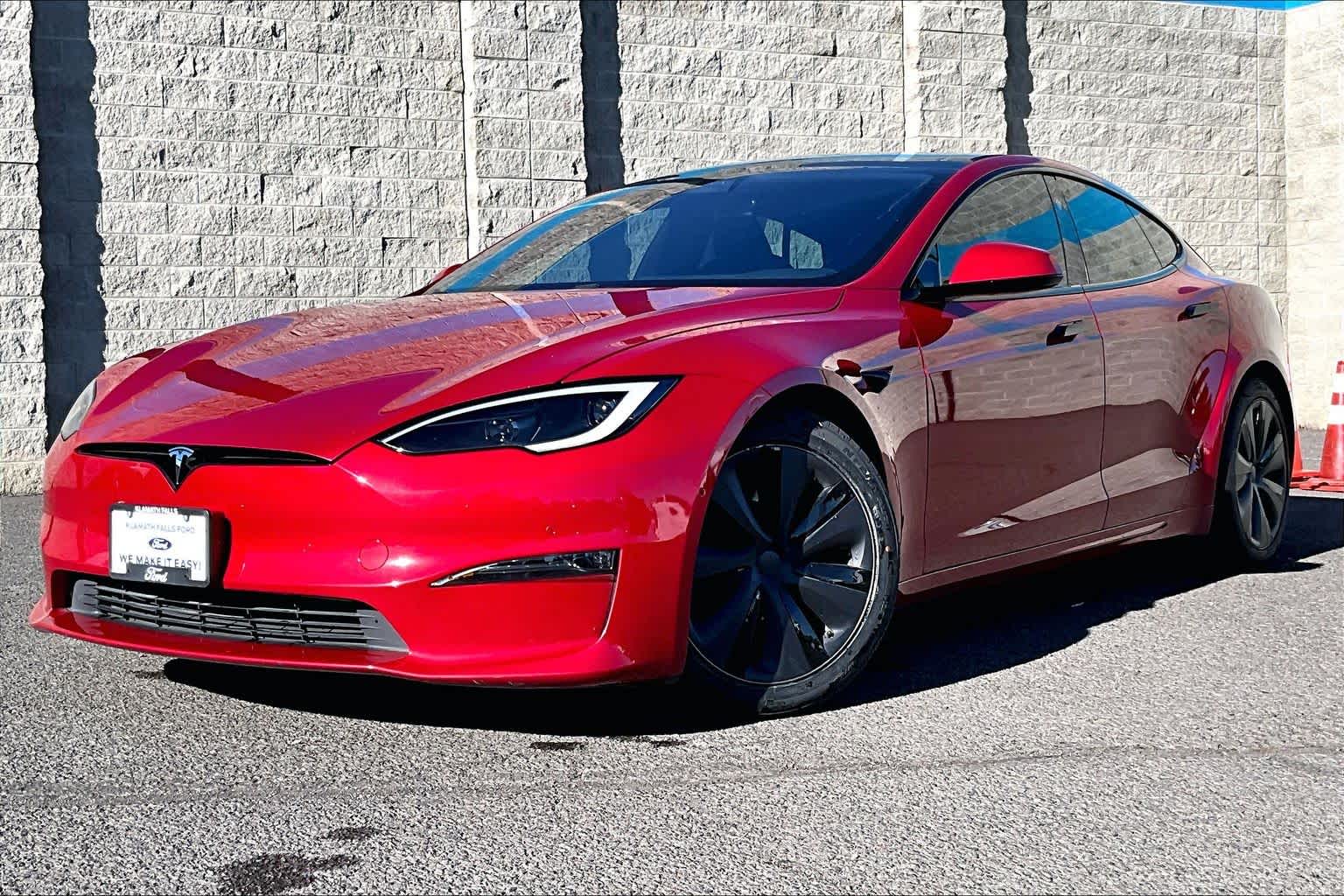 Thumbnail: 2022 Tesla Model S - 1