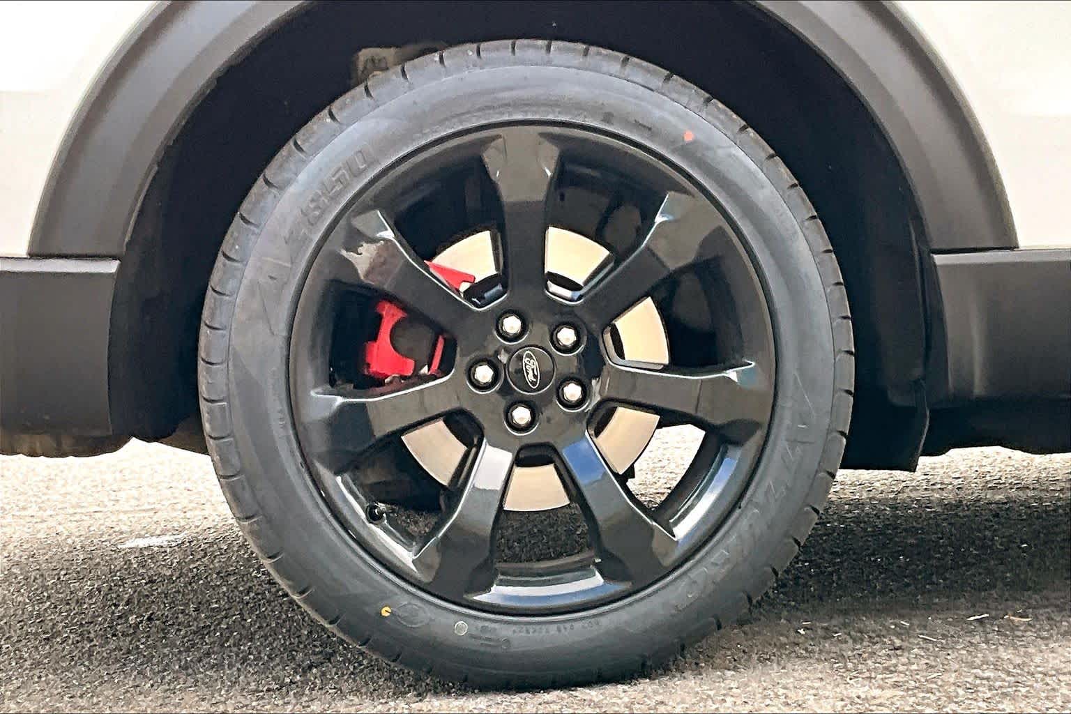 Thumbnail: 2020 Ford Explorer - 36