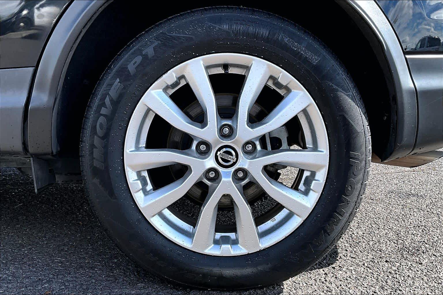 Thumbnail: 2021 Nissan Rogue Sport - 35