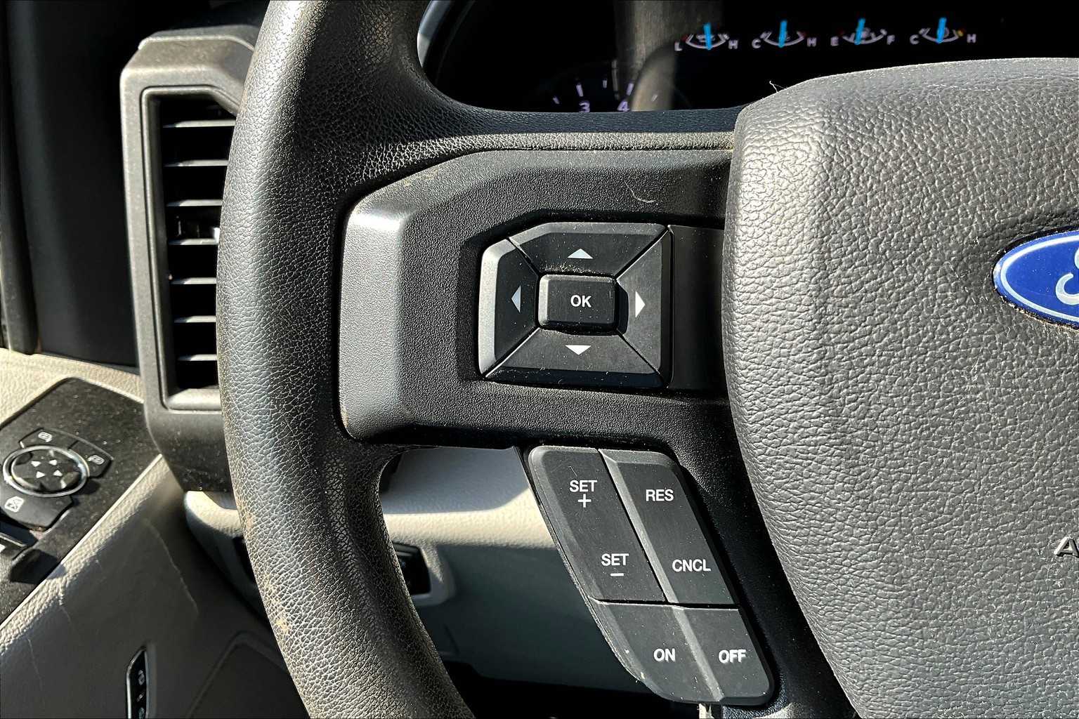 2020 Ford F-250 XL 24