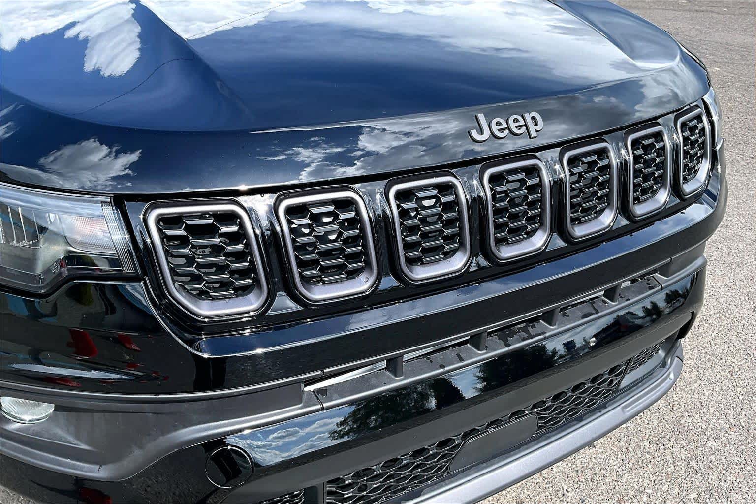 Thumbnail: 2025 Jeep Compass - 33